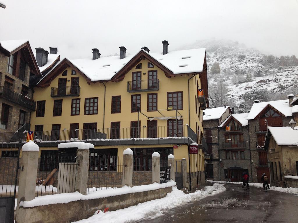 Apartaments Morello Esterri d'Àneu Exteriör bild
