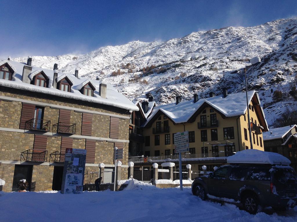 Apartaments Morello Esterri d'Àneu Exteriör bild