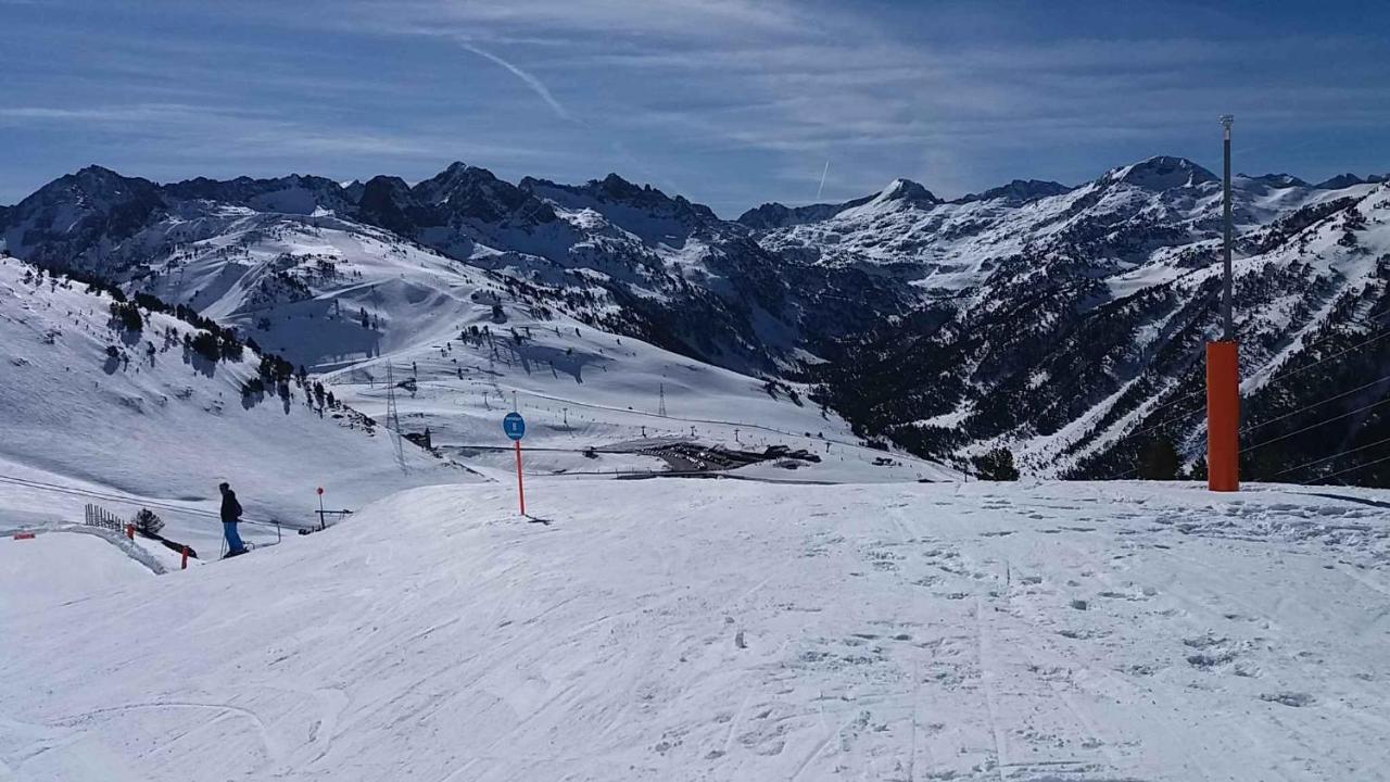 Apartaments Morello Esterri d'Àneu Exteriör bild
